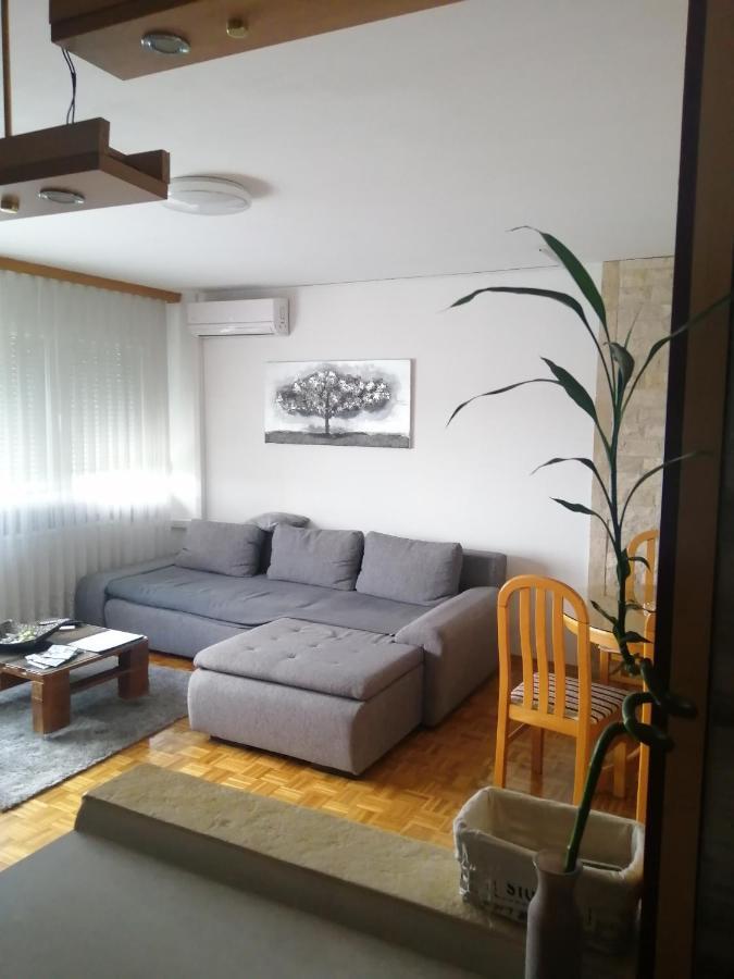 Stonewood West Apartma *