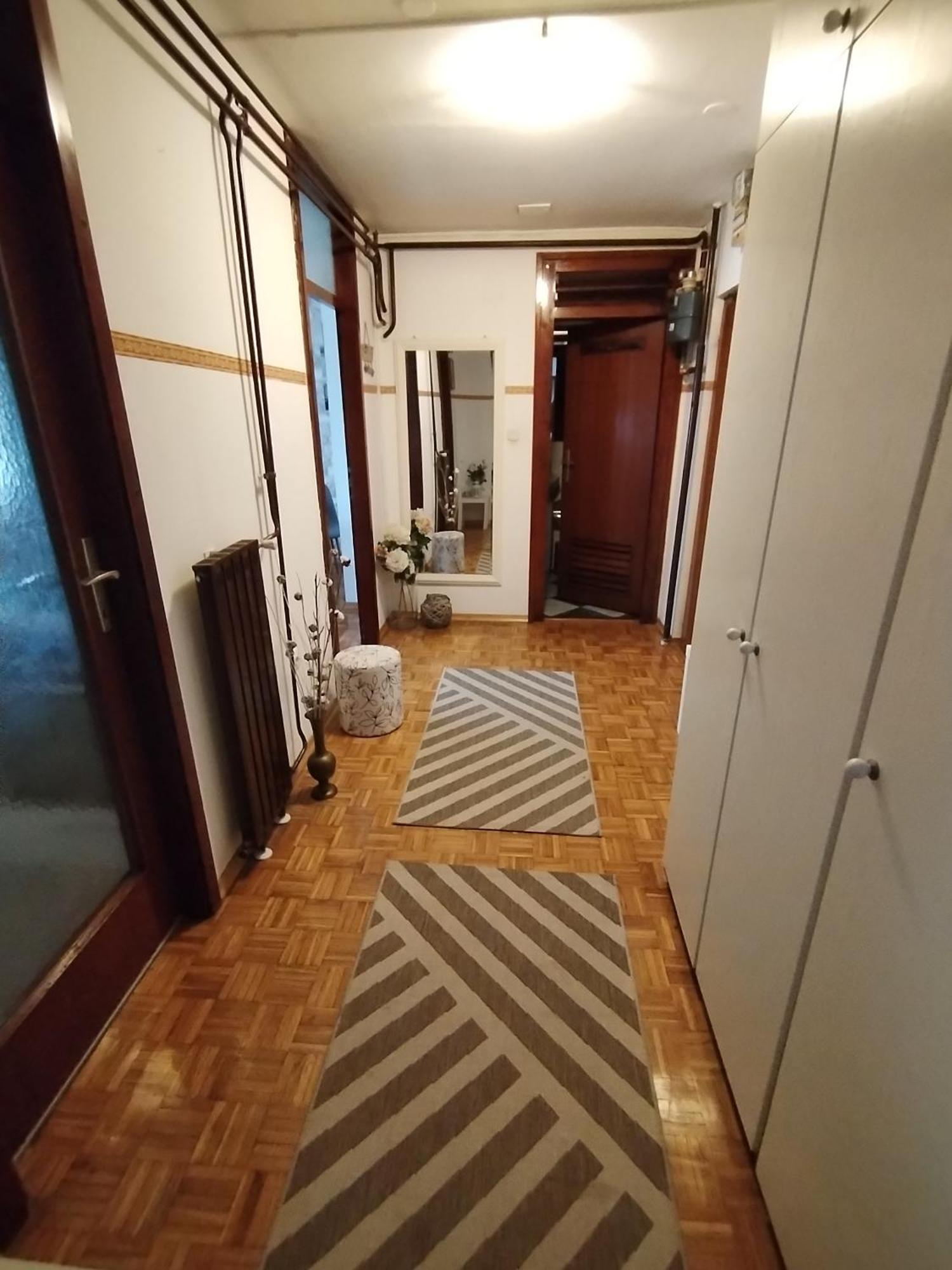Stonewood West Apartma *